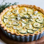 Zucchini-Quiche mit Feta